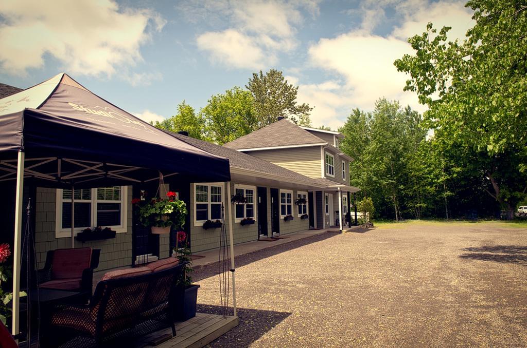 Studiotel Bromont Exterior photo